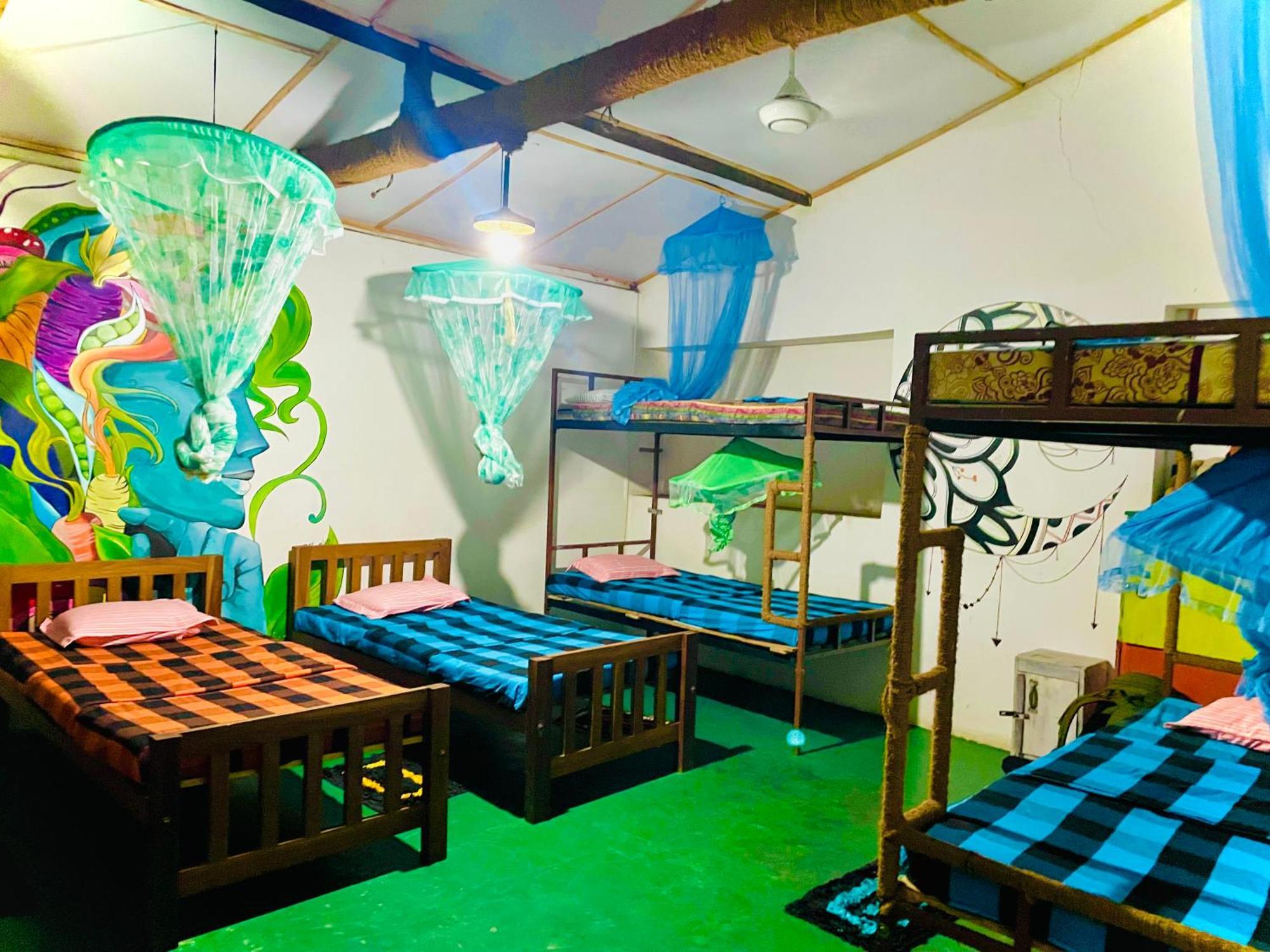 Reggae Paradise Hostel シギリヤ エクステリア 写真